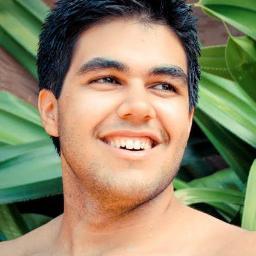 Cumprindo os fados,
Num mundo de maldades e pecados,
Sou mais um mau, sou mais um pecador...