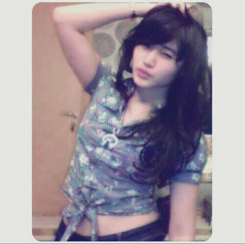Dentistry student University of Indonesia (UI)| animal lover| barbie addict but I'am not BARBIE;)