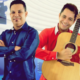 . Fan Clube Dedicado especialmente  ao Daniel e Samuel.
Twitter Oficial do Dany-  (@danielsammusico)  
é fã deles tb? então Junte se a Nós.