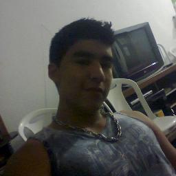 os primeiros que me ouviram mas tard vao se orgulhar e vao saber o que é ser raiz somente no olhar...