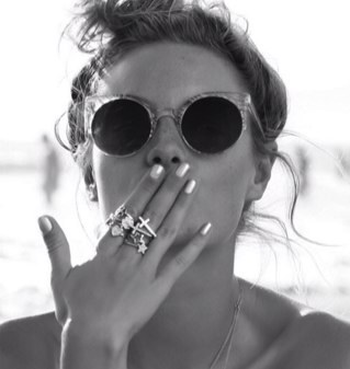 sigam meu twitter pessoal tbm @beyonce