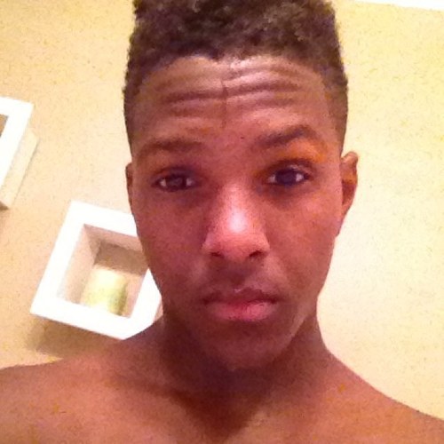 follow me I follow back Team_Takeover