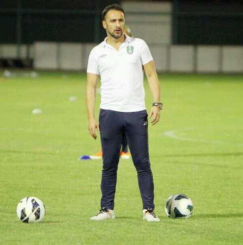 ‏‏‏‏‏‏‏هنا اعبر عن رأيي فقط ..  مشجع ملكي ( أهلاوي - مدريدي ) / و رئيس قروب Crazes_Group@ / للتواصل في البلاك بيري ( 27564535 ) الحمدلله دائمآ ♥!