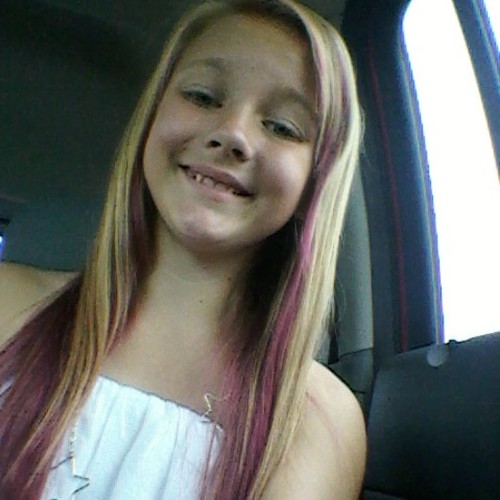 AnjelaJames1's profile picture. 