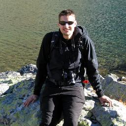 Uwielbiam chodzić po górach tych wyższych oraz niższych. Tych polskich, ale również i słowackich, czeskich, rumuńskich i czarnogórskich. :)