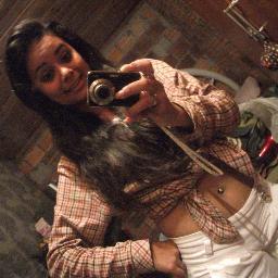 Bom mesmo é ir a luta com determinação,perder com classe,e ganhar com ousadia..(...)