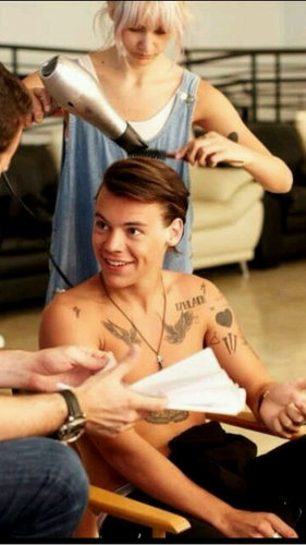I love reading fanfic's.