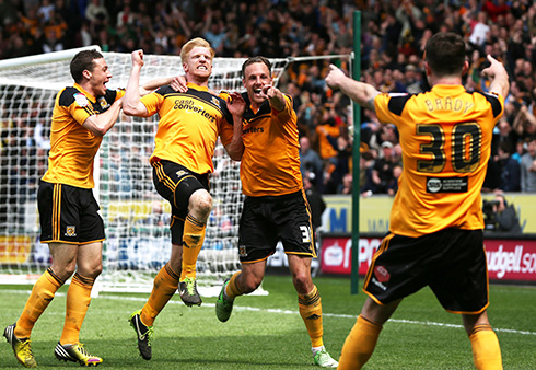 Group for Hull City fans from Hull and outside of Hull to talk and maybe meet at games.Its annoying being from down south and not knowing anyone at games #hcafc