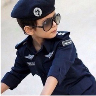 انا احب منهو كان يحبني           ودعولي بتوفيق