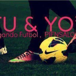 le gusta mucho la música y el deporte