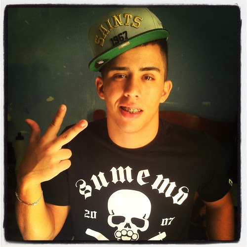 #fé & #perseverança !
Face : https://t.co/LcgmaNIVFy
 apenas um #sonhador *-*