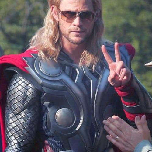I am the God of Thunder who hails from Asgard with my brother Loki. Parody RP acount #SingleGod #BiGod