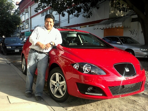 rodlora's profile picture. 