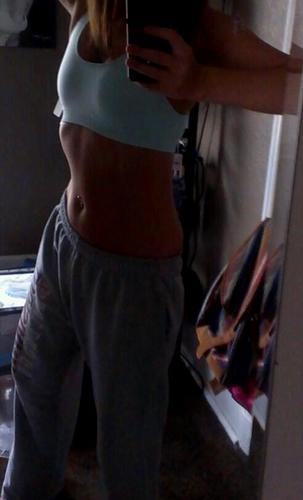 fitisthewayok's profile picture. hey dolls! here to inspire and get healthy! sw: 124 gw:115 and happy and healthy *avi is me*