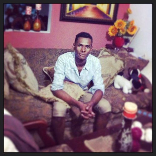 «PersOna alegre y divertida, estudiante de turiismO en UTESA, buen amigo y muy sincero» #paramasInfOrmacIon- follOw me para foll0W bacK