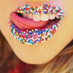 Cheatmeals's profile picture. On the hunt for something...yum
Instagram: @cheatmeals