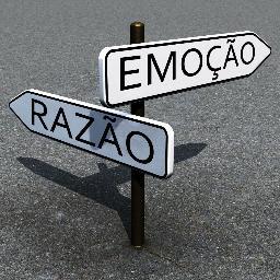 A vida me ensinou a nunca desistir. Nem ganhar, nem perder mas procurar evoluir Chorão.