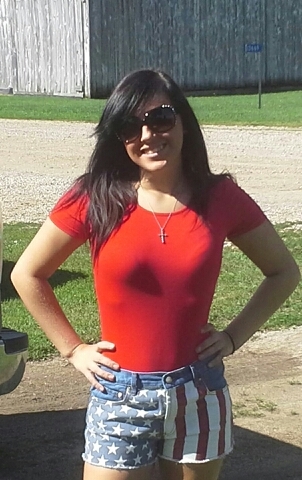Love Nascar!:) Love spending time with my family!:) Love music!:)