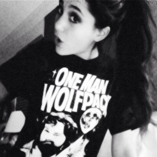 ▲ ▼ Follow @beliebernjustin 4/5 Janoskians on main just ask of you would like me to help get u a follow▲ ▼ dm me @beliebernjustin