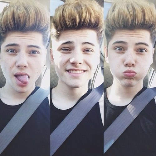 ihaveproblems_'s profile picture. Brandon is like so perfect