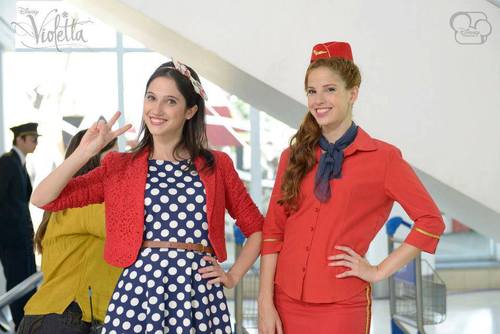 siganme en face https://t.co/qD5JNfyuCk mi idola es lodo comello y amo violetta amo todo lo q tenga q ver con violetta