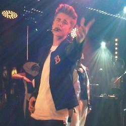 Love Justin Bieber ! Been A Belieber Since 2009! Never Seen Him Live And Never Have Met Him