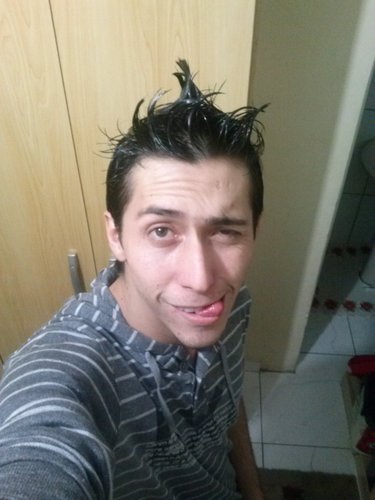 O homem comum fala, o sábio escuta, o tolo discute.