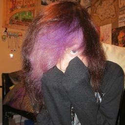 Hai. I like punk and metal stoof, videogames and anime. I'm a bassist and Mike Dirnt is my idol. That's all you need to know really. :3 #Yeth |MIW|BOAK|HH|CG|