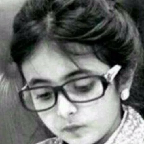 من لم يتحمل ذل التعــلم ســاعه بقي في ذالك الجــهل أبدا