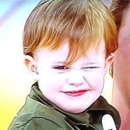 lovewithlipe's profile picture. UÉBI 33