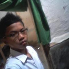 nama: Alpian Setiawan,, Nama panggilan: Miggel,, TTL: Tangerang, 13-04-1998 hobby: maen sepak bola,,