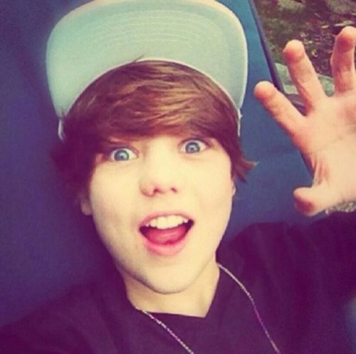 I fell in love with the boy who has the stormy blue eyes #reedling #teamreed #Leed #Reegan