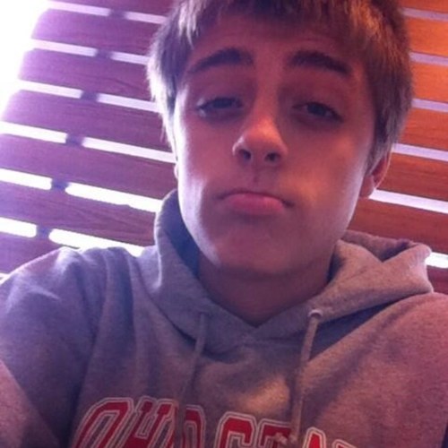 I love ally sooooo much.(: