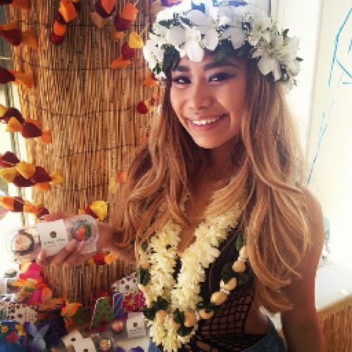 JessicaESanchez FanPage! Jay Followed me 2/1/13 & Deandre! She said my name &Married me on 5/4/13!I'm Blujay Brian and Work Hard Stay Humble #Blujays