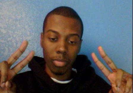 I'm enjoying life and being myself like i should I'm also a online marketer if you wanna make money then hit me up