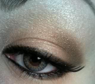 namanyaulia's profile picture. Twitter ini sudah tidak aktif , kalau ada keperluan silahkan follow @aulialindaa . Terimakasih