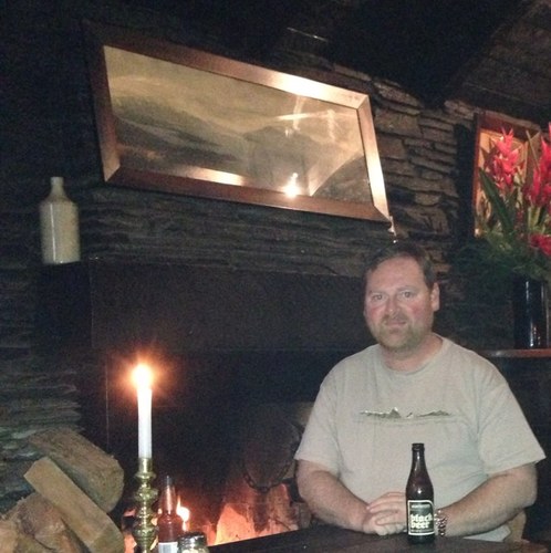 travelrevolutio's profile picture. 