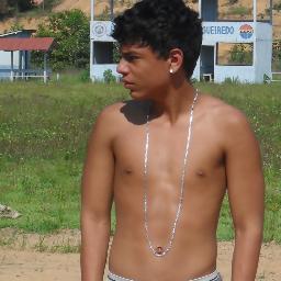 Eu não me importo com o que os outros pensam sobre o que eu faço, mas eu me importo muito com o que eu penso sobre o que eu faço.