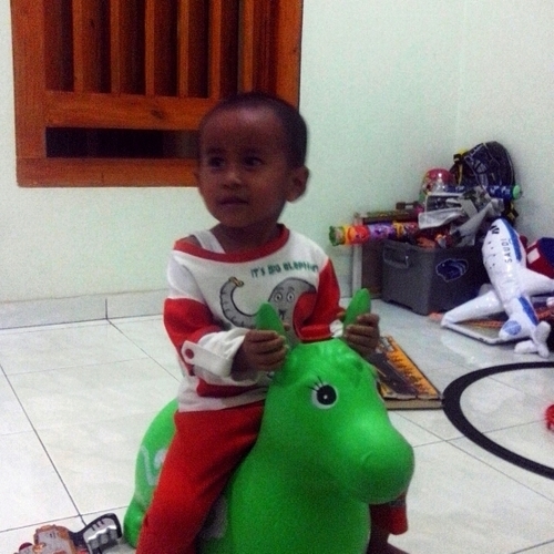 kopijun's profile picture. You and I, just have a dream .. To find our love a place .. Where we can hide away ..