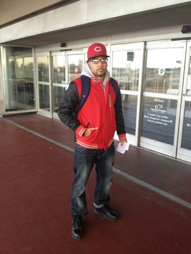F.O.E #footlocker employee $$ is da motive!! #GrindHard #YoungRichFamous#TeamHeat #TeamGiants