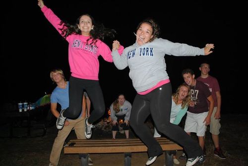 jenshields11's profile picture. If you're gonna be a bear,  be a grizzly.