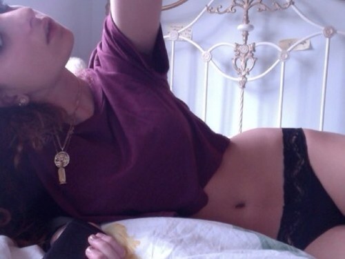 sadflaws's profile picture. ✡