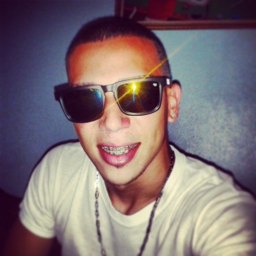 Marc16Anthony's profile picture. 