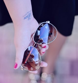 Selenator|Directioner|Bellarina|Mixer Don't follow for unfollow stalker! :P Follow me for a follow back.I just luuv my fandom members & the celebs*likeaboss*✌