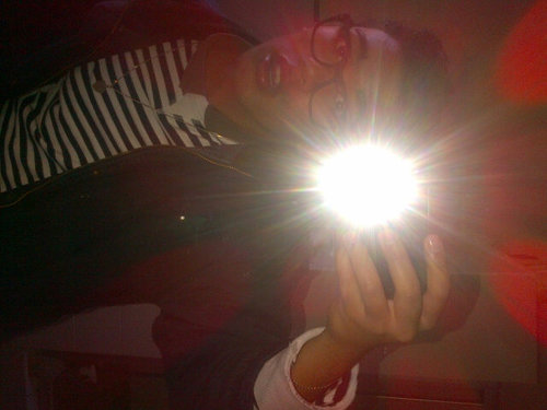 Simmi_One's profile picture. Professional free-shit-getter / pretender of knowing WTF's on going / amateur French VOGUE reader / God help you if you know me