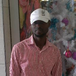 An Engineer, Football fanatic,Am cool n gentle like meetin pple of gud........