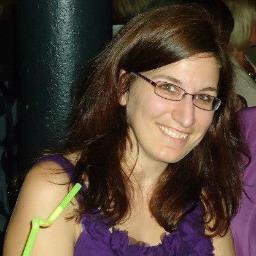 3rd grade teacher, mom of 2 girls and 2 pups, wife