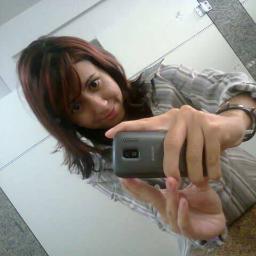 Não confunda fragilidade com inocência. O vidro é frágil mas altamente perigoso. ##### {: