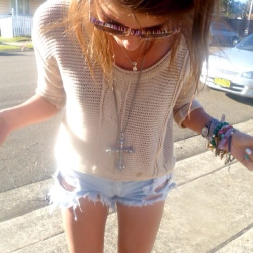 Pih_Poh's profile picture. Mon compte ne sert à rien, juste à te faire gagner un follower et à ne pas que tu passes trop souvent pour un con quand tu tweets.