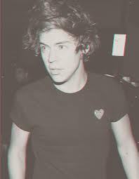 I JUST GAVE YOU A FREE FOLLOW NOW FOLLOW @vuittonarry